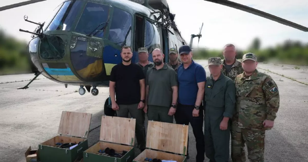 Сильні в небі — сильні на землі: керівництво КОДА відвідало героїв армійської авіації