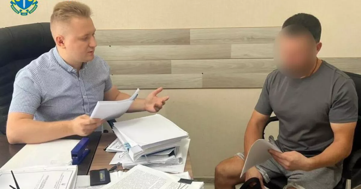 Шахрай і погрози ножем: як киянин обікрав вдову солдата на 350 тис. грн