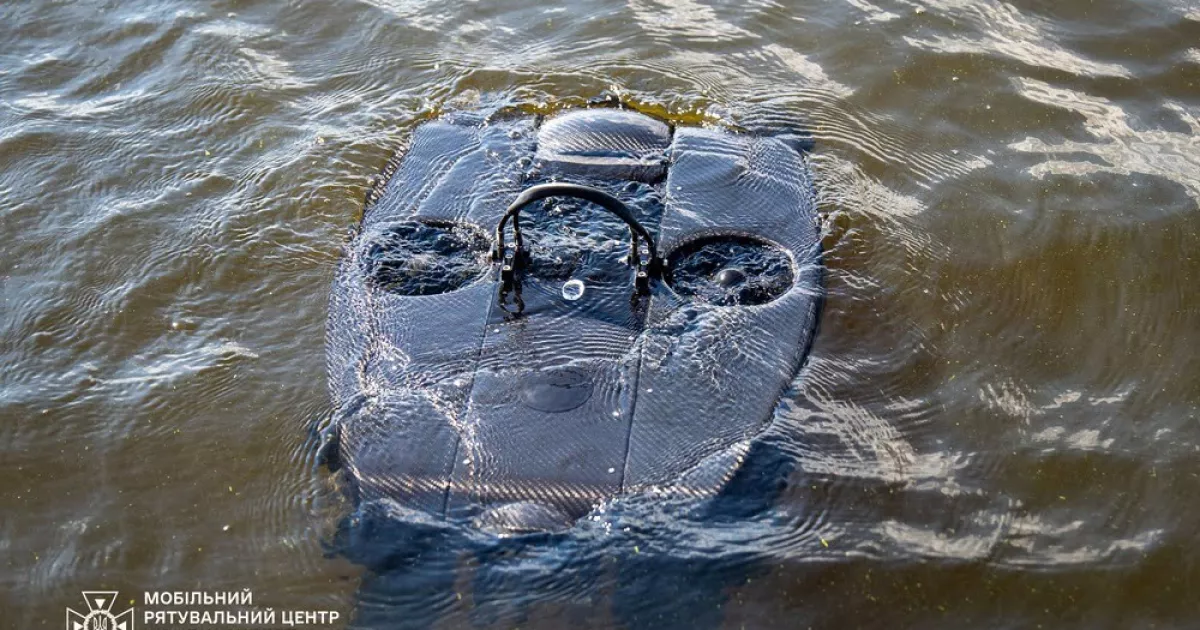 На Київщині ДСНС розміновує водойми за допомогою підводного дрона