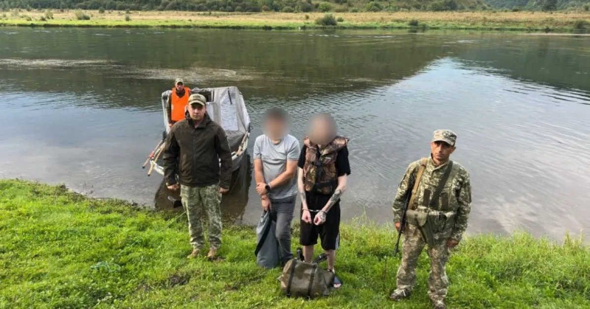 Втеча за кордон під час війни: в Україні хочуть карати криміналом