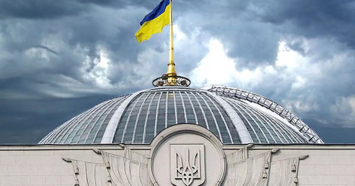 Депутаткам місцевих рад дозволили виїзд за кордон: уряд уточнив правила