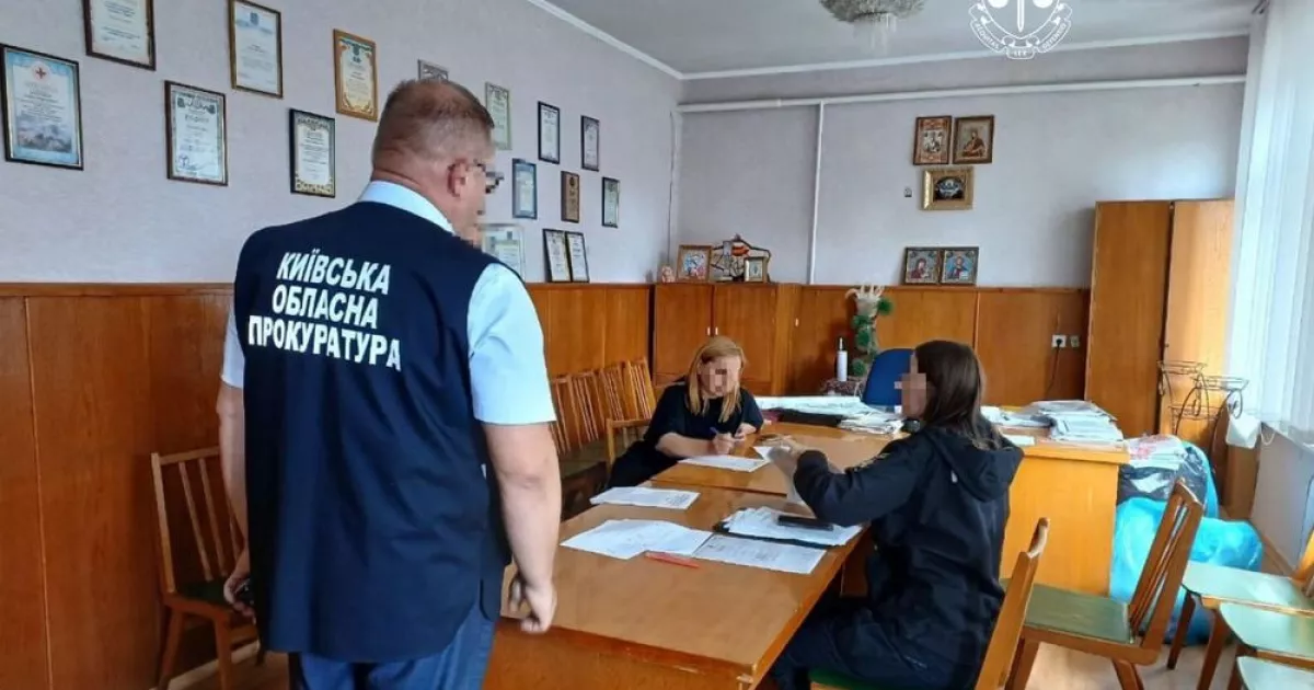 13 гектарів заказника під люцерною: директорку підприємства підозрюють у самовільному зайнятті землі