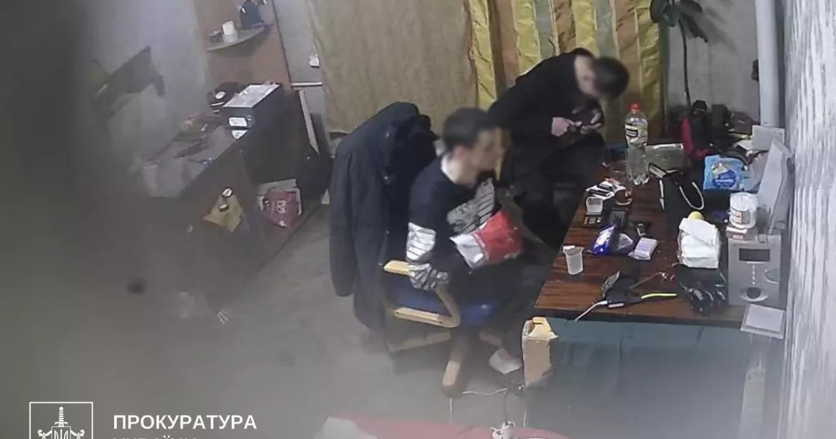 У Києві викрили групу наркоторговців, які поштою збували психотропи та наркотики