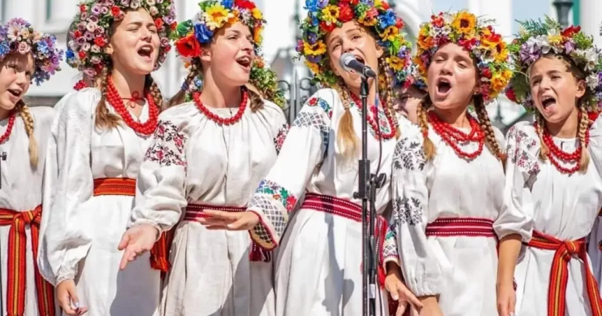 Мистецьке свято на Андріївському узвозі: киян запрошують на День народження вулиці