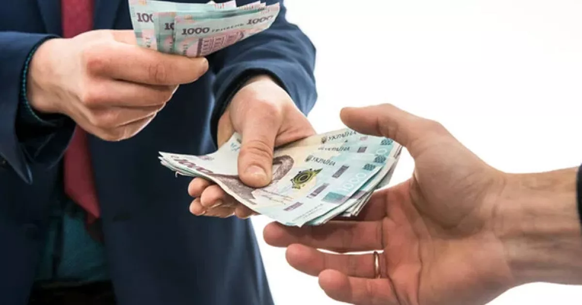 Не пізніше 7 днів: податкова нагадала строки та форму повернення грошей покупцям