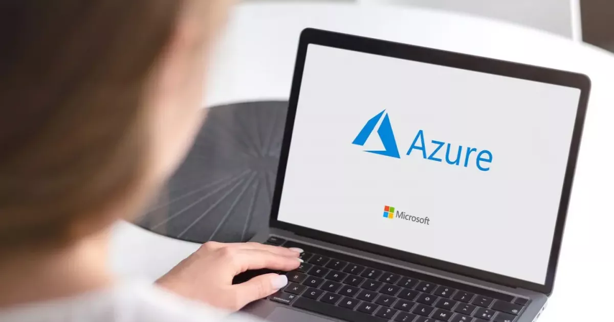 Microsoft підтвердила проблеми в роботі Azure через обриви оптоволокна