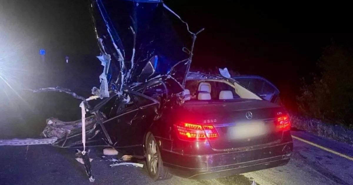 На трасі Київ–Одеса Mercedes врізався в КамАЗ: водій загинув, пасажирка в лікарні