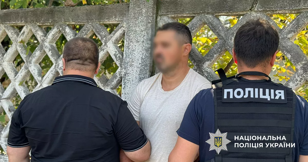 У Києві затримали ділка, який за 13,5 тисяч євро «організовував» втечу від мобілізації