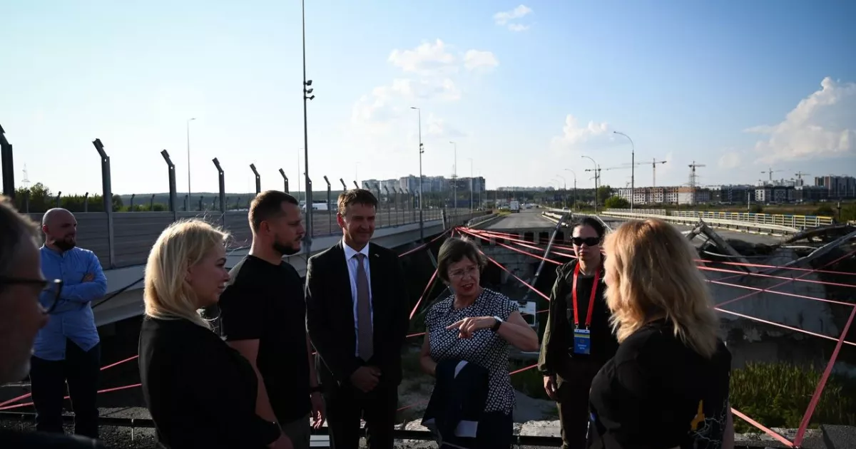 Візит людяності: Перша леді Австрії на Київщині висловила підтримку українцям