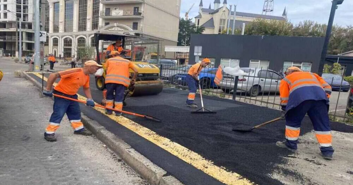 У Києві облаштували понад 300 безбар’єрних переходів із тактильною навігацією