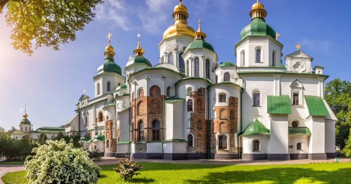 У Софії Київській осушили стіни й фундамент - встановили швейцарські системи BioDry
