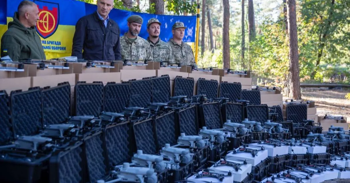 Столиця продовжує підтримувати захисників: від початку року на фронт вже передано 40 000 БпЛА
