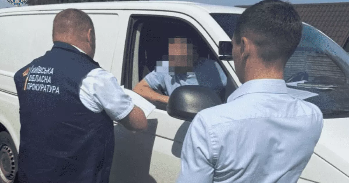 Понад 827 тисяч грн збитків: чиновник-депутат постане перед судом за махінації з ремонтом доріг