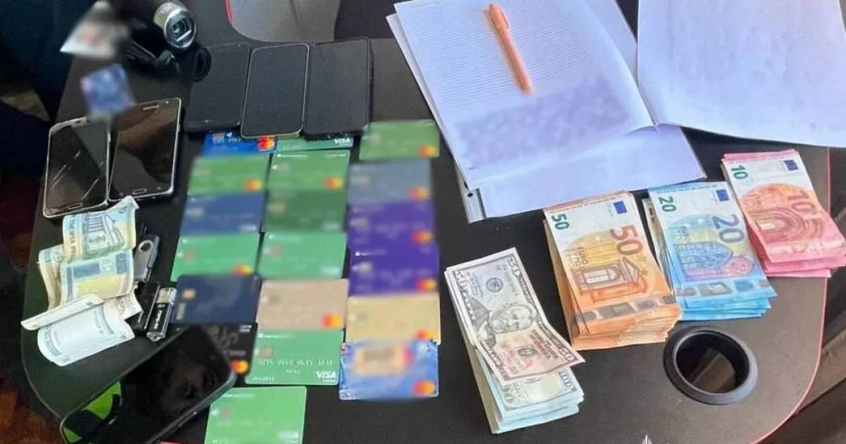 Підробні документи за тисячі доларів: у столиці зупинили схему легалізації іноземців
