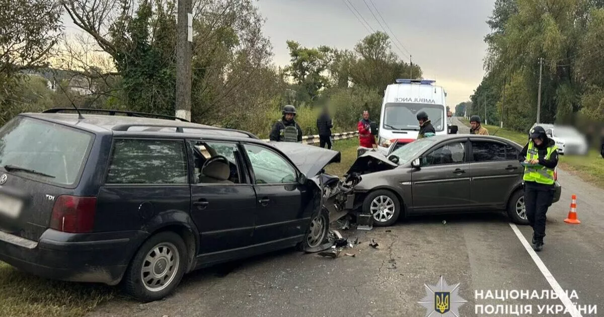 Смертельна ДТП на Броварщині: водій виїхав «на зустрічку», одна людина загинула, двоє травмовані