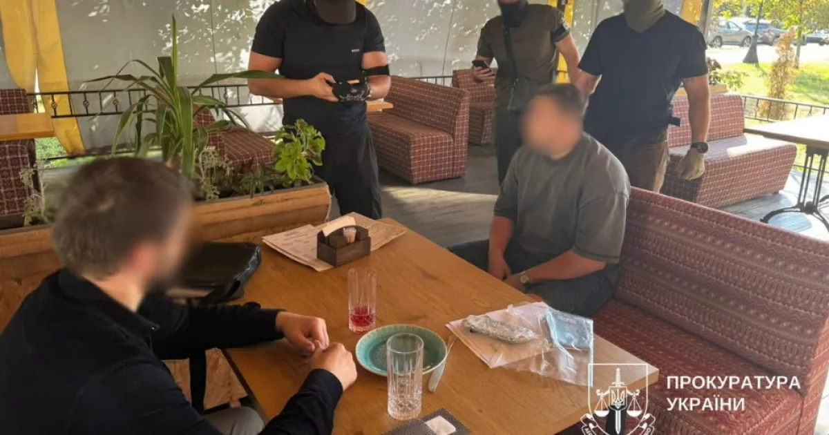 $9 тисяч за фіктивне працевлаштування: у Києві викрили схему «бронювання» для виїзду за кордон