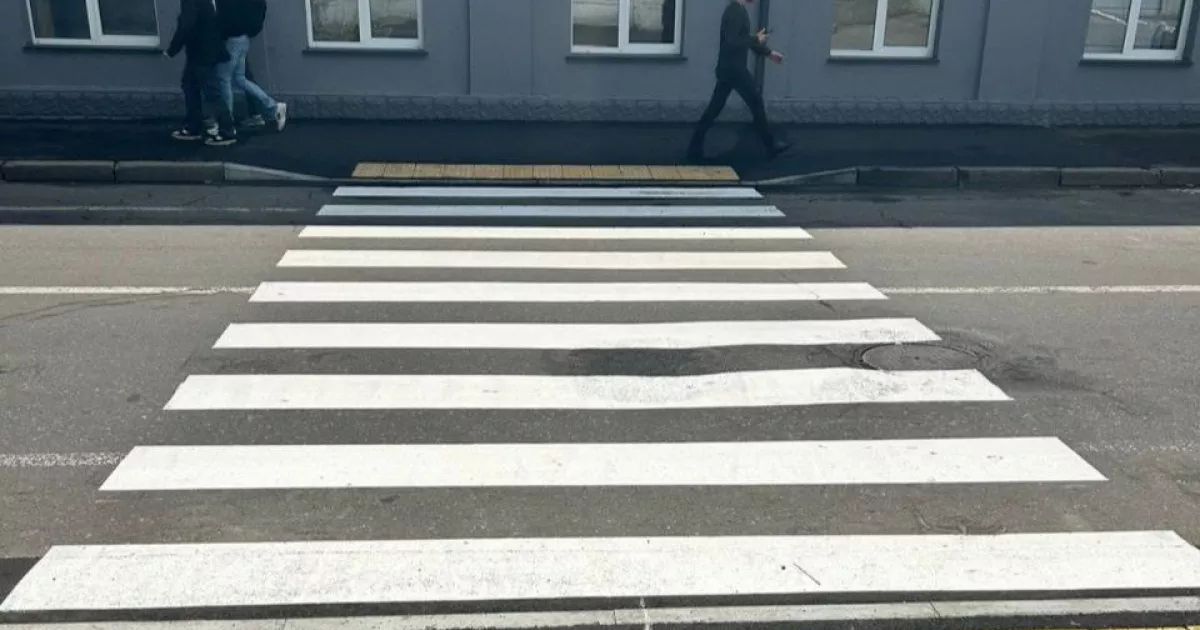 Вісім пішохідних переходів на Печерську зробили доступними для всіх