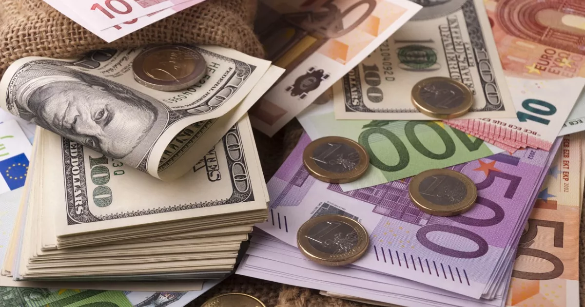 Курс валют на 5 жовтня: стабільний долар і несподівана помилка РБК-Україна