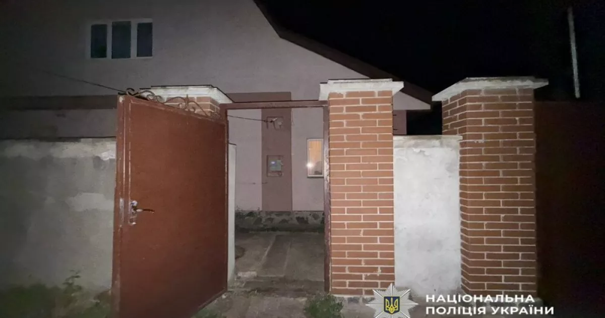 На Київщині чоловік поранив ножем власну матір: потерпілу госпіталізовано