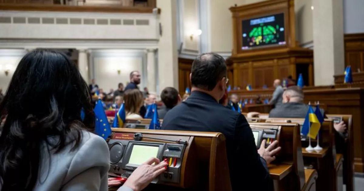 Верховна Рада дозволила бронювати працівників оборонних підприємств без оформленого військового обліку