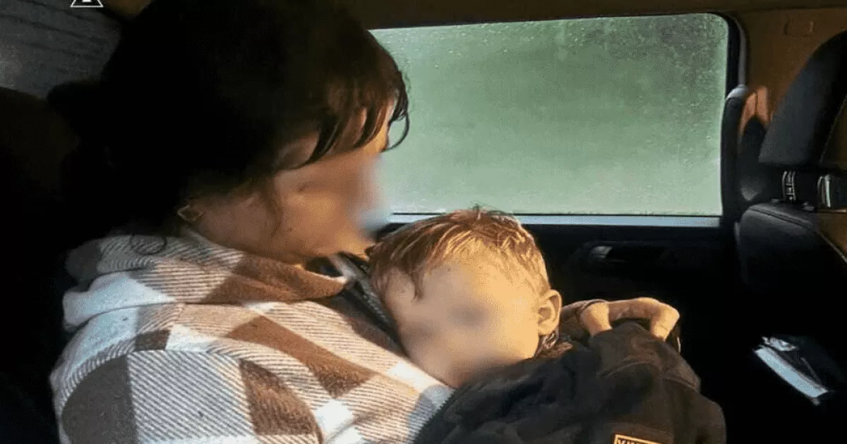На Фастівщині рятувальники знайшли дворічного хлопчика, який заблукав у лісі під час збирання грибів