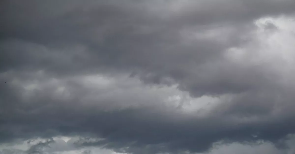 У Києві 17 жовтня — хмарна, але тепла погода: до +11°C і жодної краплі дощу