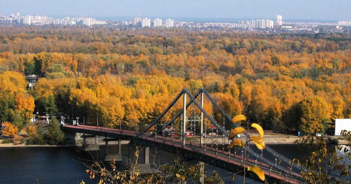 Біг заради пам’яті й свободи: у столиці провели забіг на честь Героїв «Азовсталі»