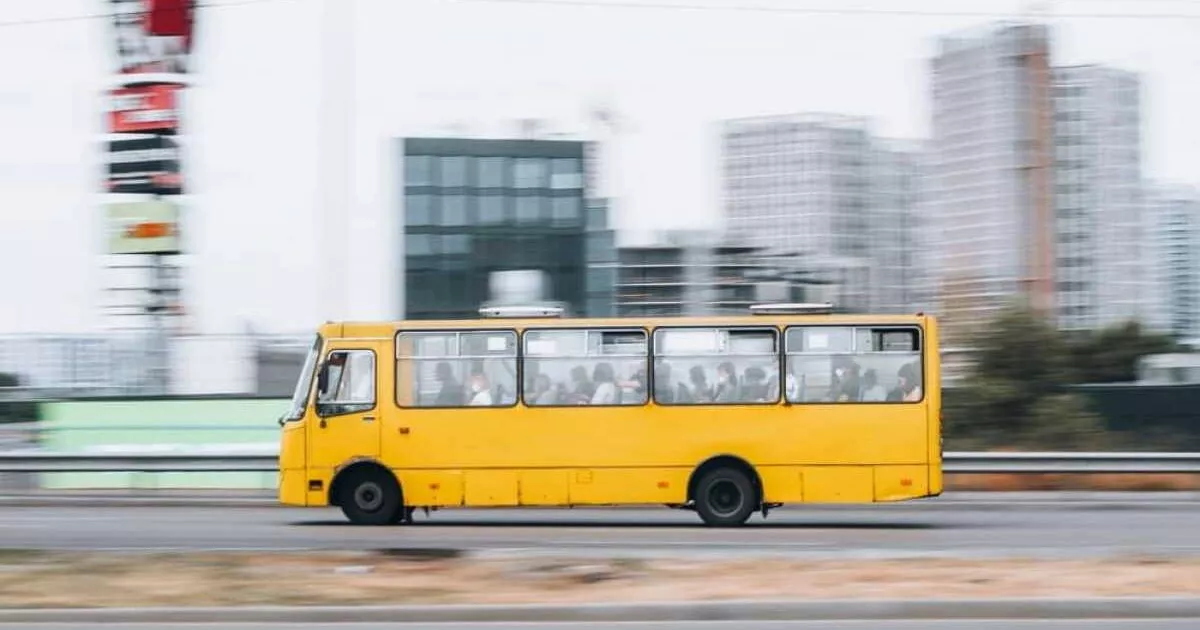 У Києві через продовольчий ярмарок 21 жовтня обмежать рух та змінять маршрути автобусів