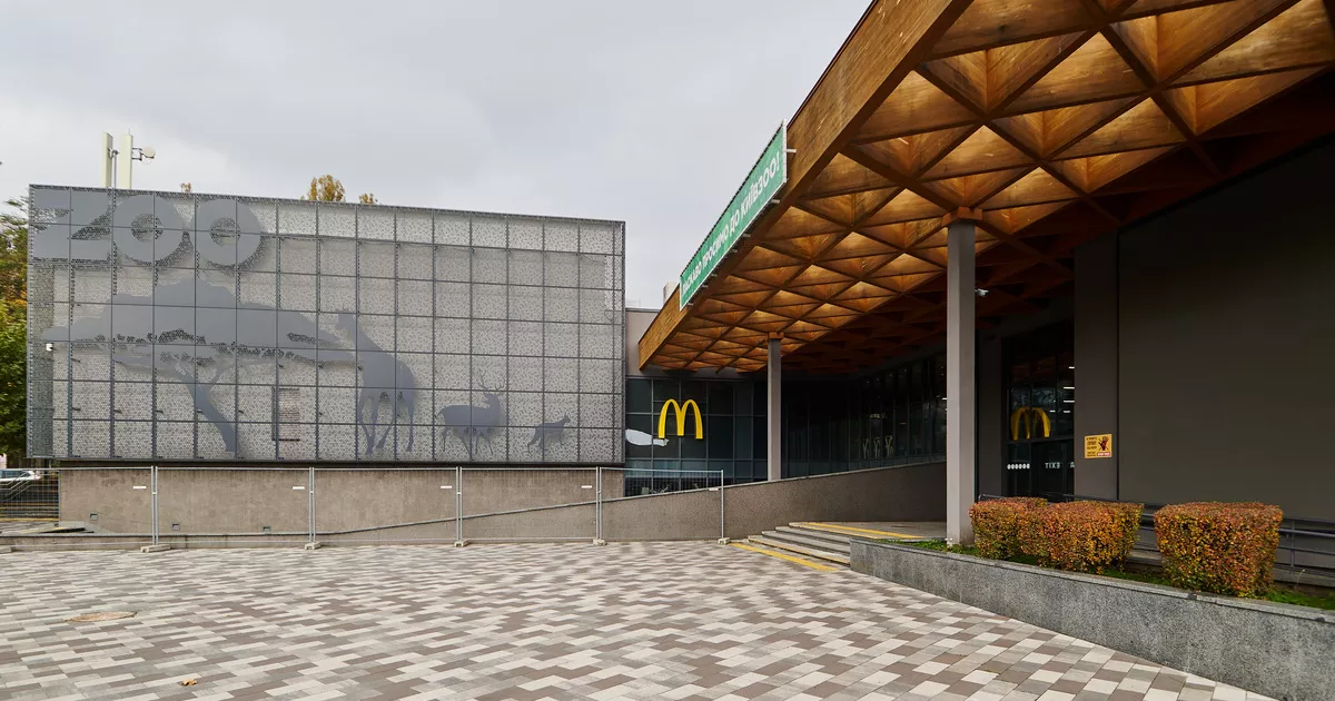 Ювілейний McDonald's у столиці: мережа відкрила 50-й заклад у Києві