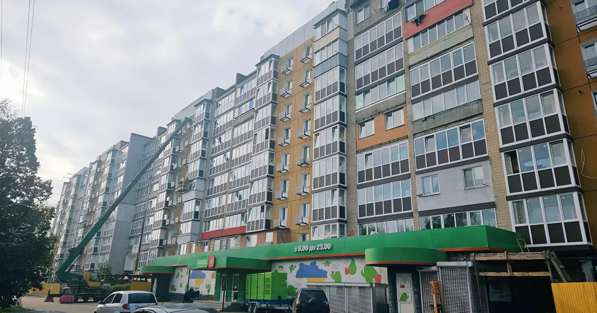 На Київщині відбудовують зруйнований будинок у Бородянці — у ньому буде 254 квартири