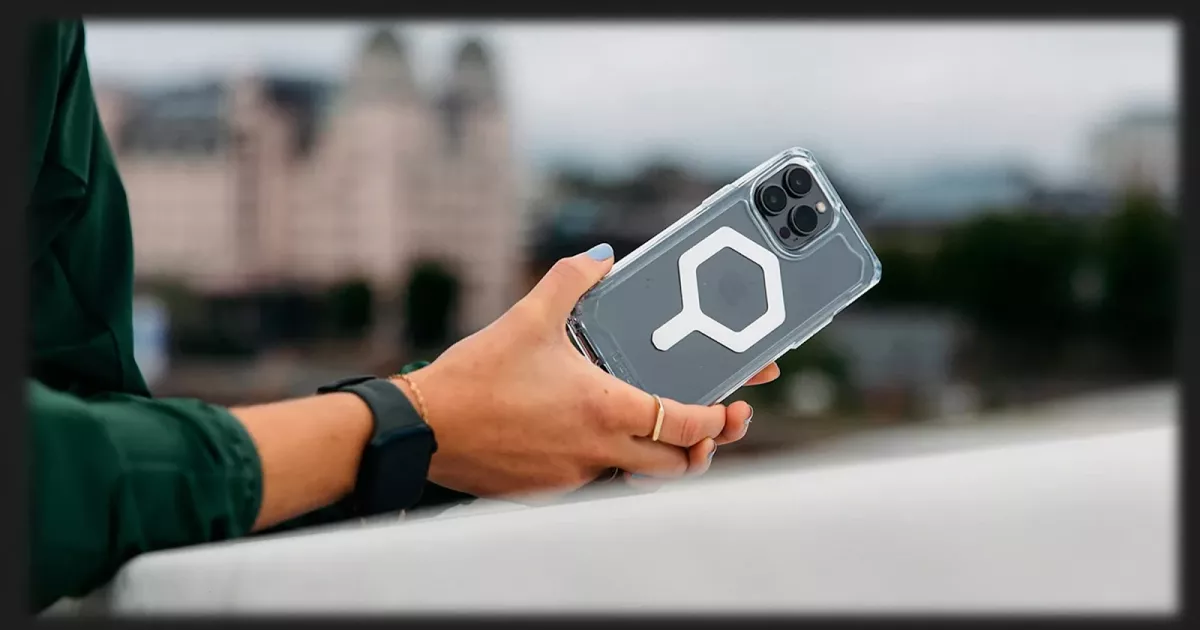 Порівняння: Spigen Ultra Hybrid, UAG Plyo та Benks ArmorPro — який обрати у 2025