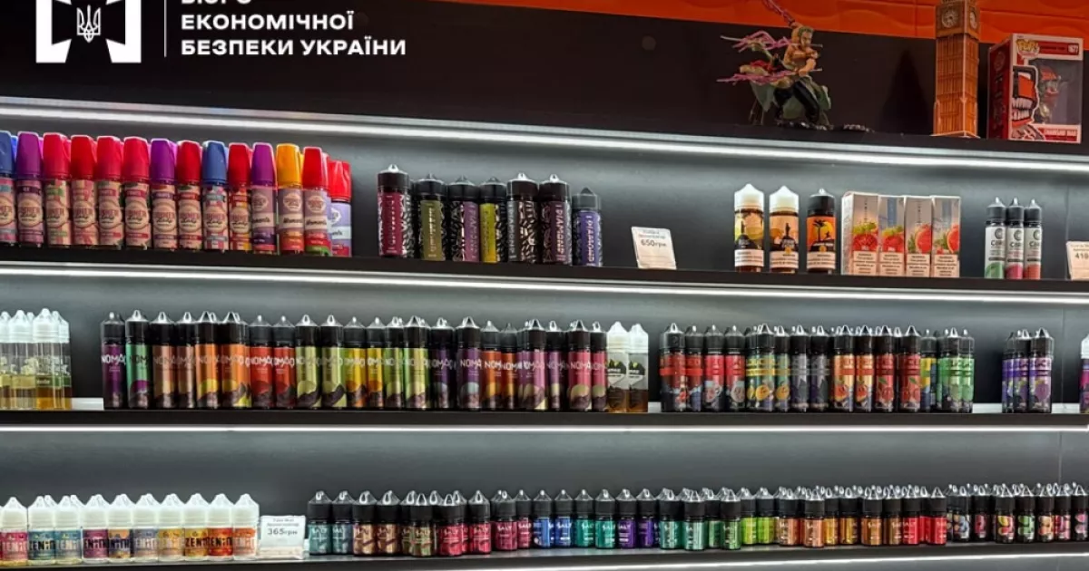 Контрафактні електронні сигарети на 8,5 мільйона: БЕБ накрило мережу вейп-магазинів у столиці