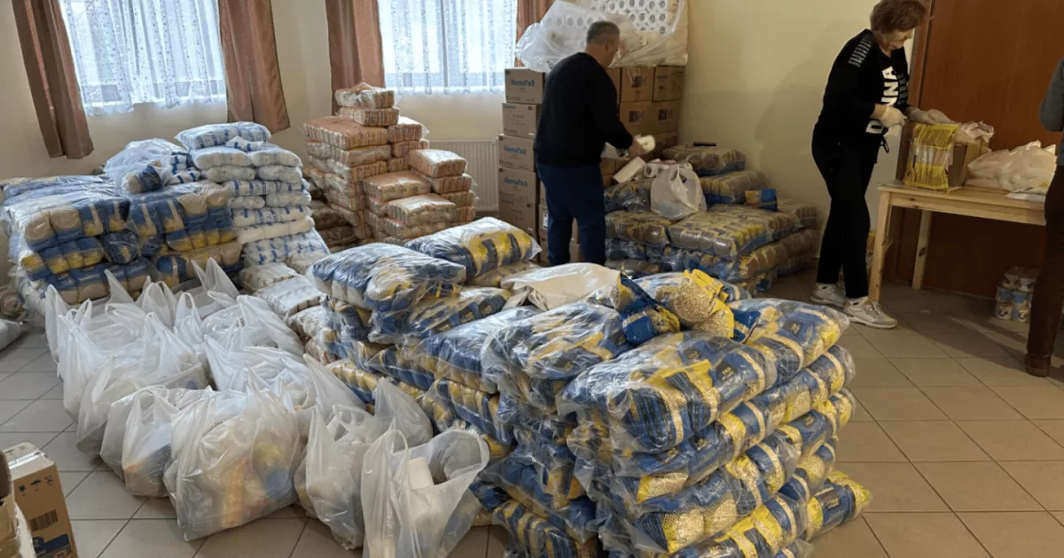 У Обухові католицькі місіонери допомагають людям, що опинились у скруті