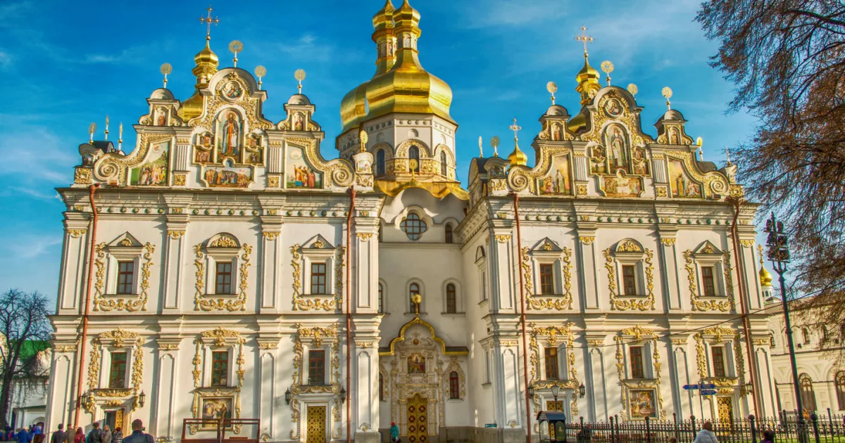 Святиня крізь століття і бар’єри: у Лаврі створили інклюзивну віртуальну екскурсію Троїцькою надбрамною церквою