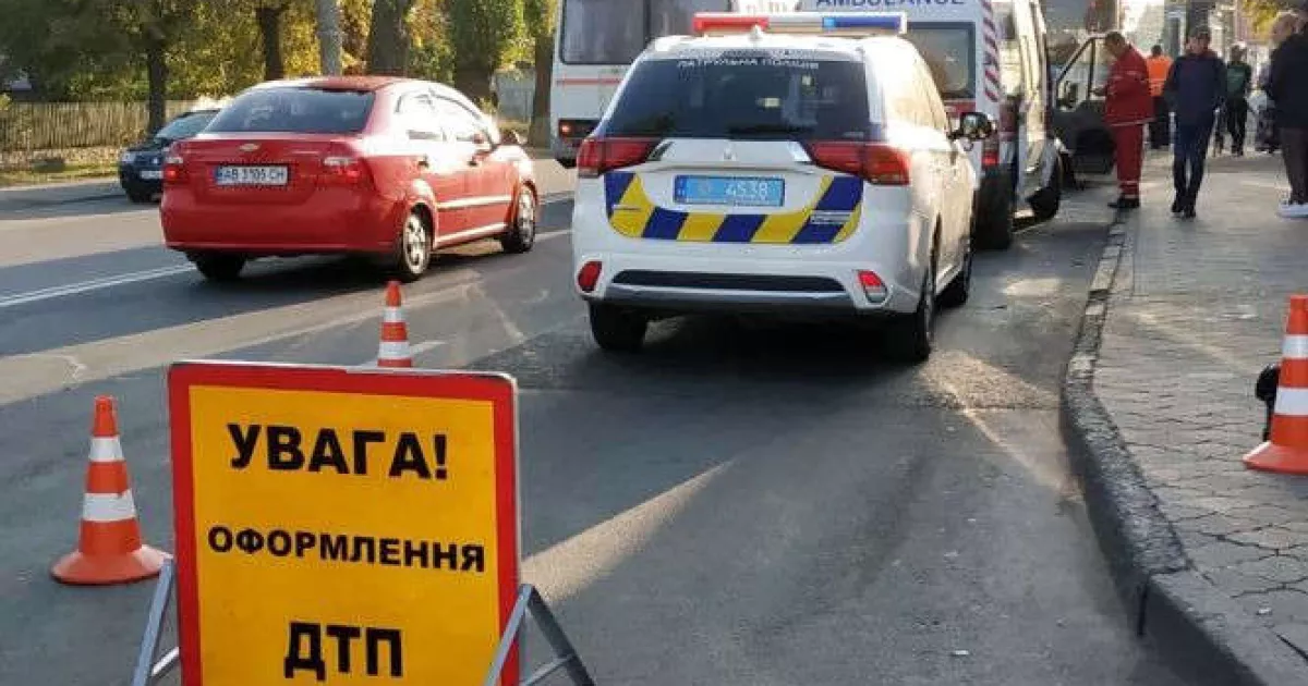 На Кільцевій у Києві — смертельна аварія на переході: пішохід загинув, водія Volkswagen затримали