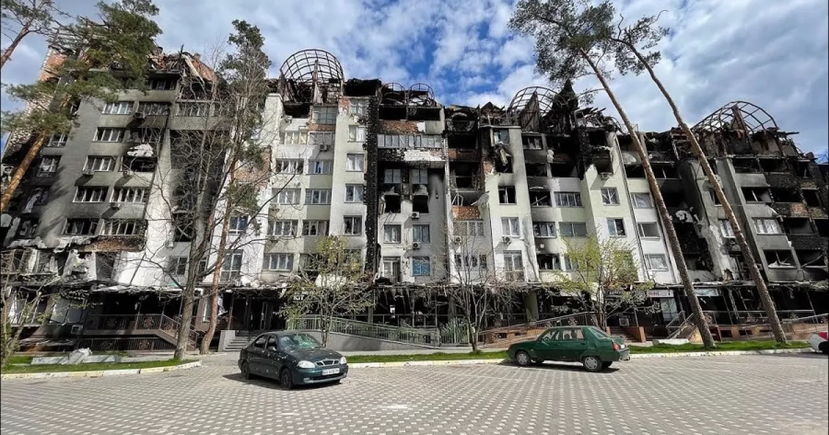 В Ірпені поетапно відновлюють будинок у ЖК «Ірпінські Липки» — КОВА