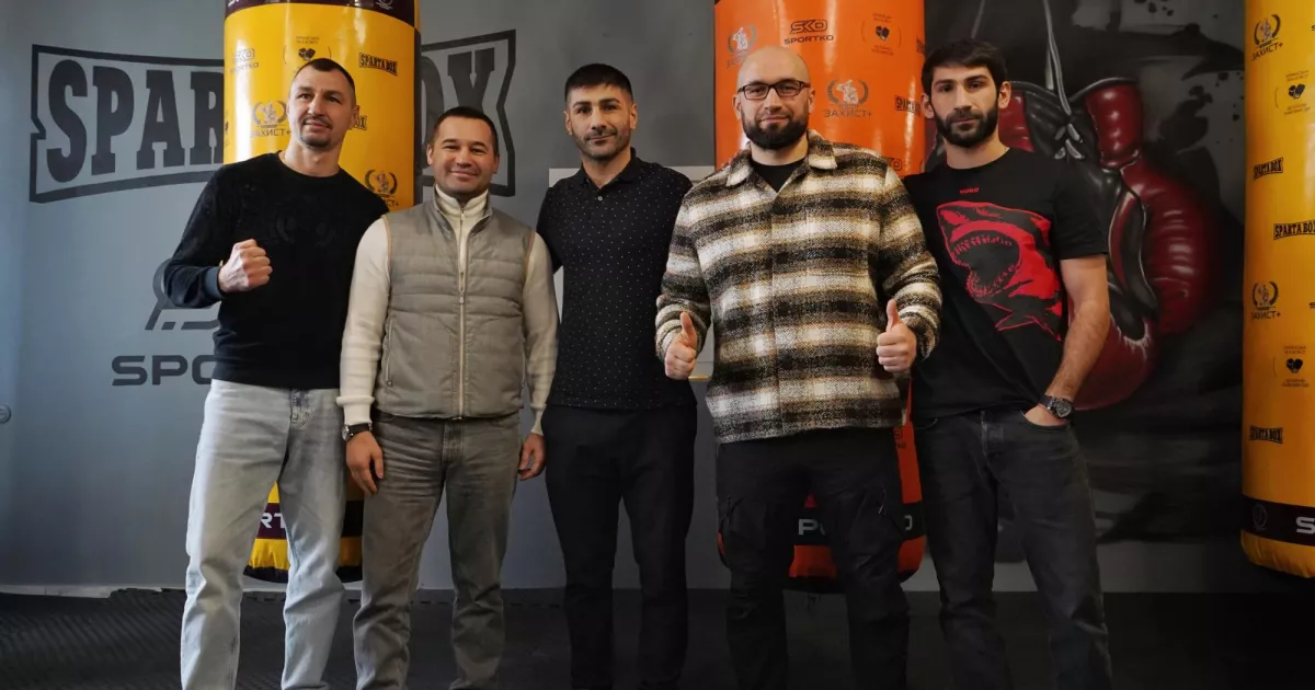 "Спорт лікує душу": у Київській обласній лікарні відкрили боксерський зал для ветеранів війни