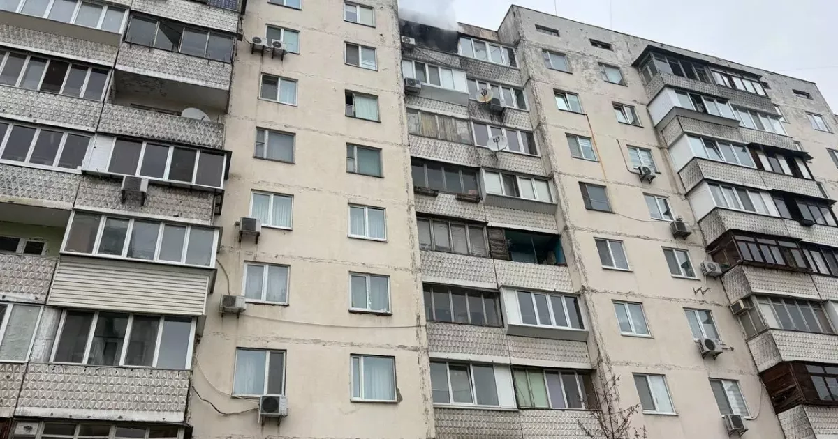 Пожежа на Північній: у Києві вигоріла квартира, жертв немає