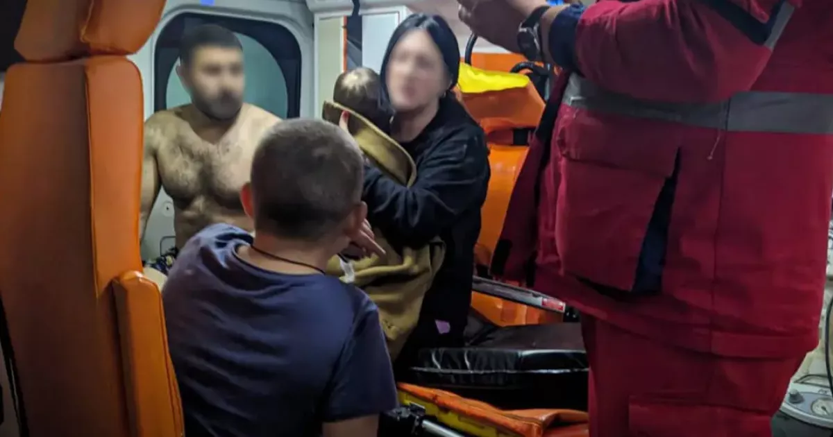 На Київщині вибухнув зарядний пристрій: родина з дітьми опинилася в лікарні