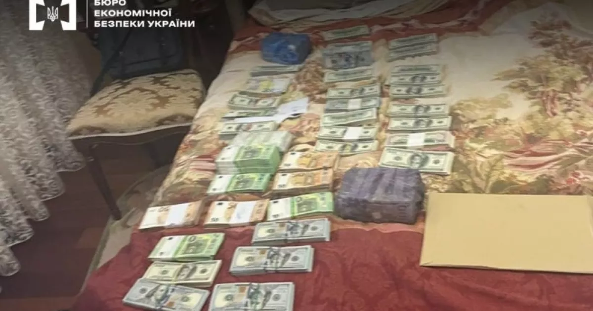 У Києві викрили групу, що незаконно переоформила 50% компанії на 40 мільйонів