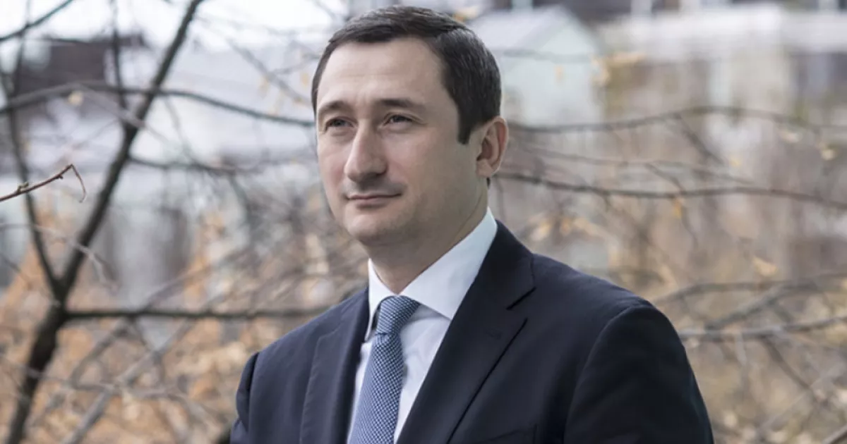 НАБУ просить арештувати ексвіцепрем’єра Олексія Чернишова у справі про “пральню” та $1,2 млн готівкою