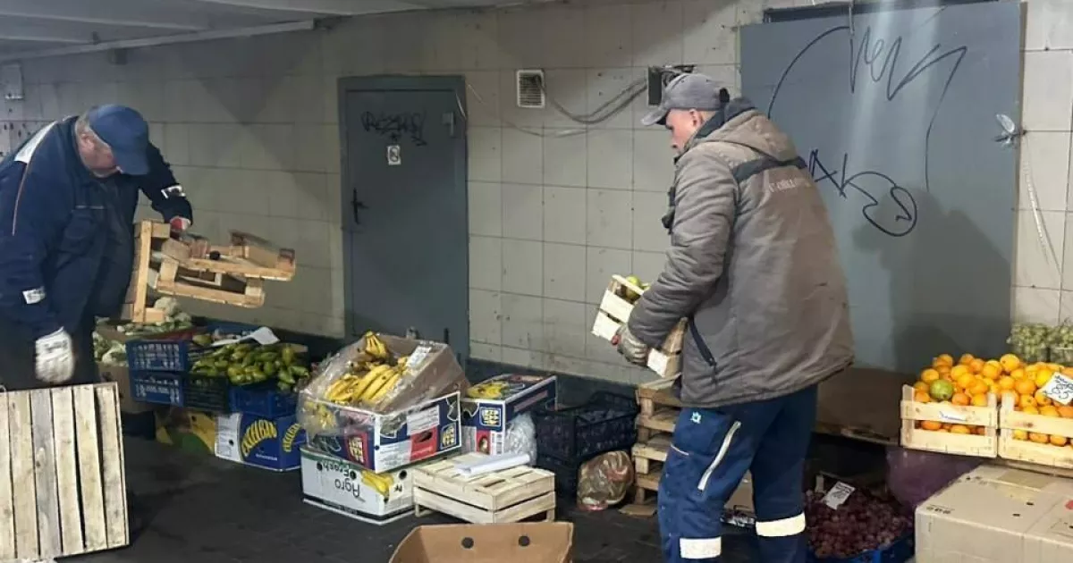 У Києві масово очищають підземні переходи від стихійної торгівлі: понад 70 точок уже прибрали