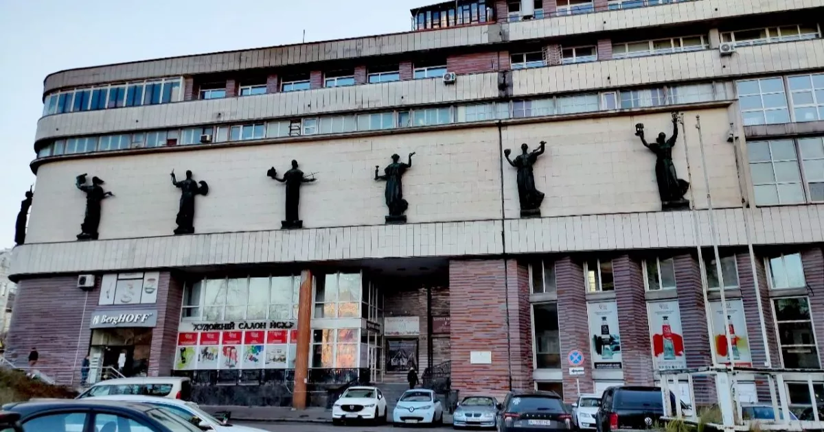 У Києві стартує мистецький проєкт «Діти — Дерево Життя», присвячений Дню ЗСУ