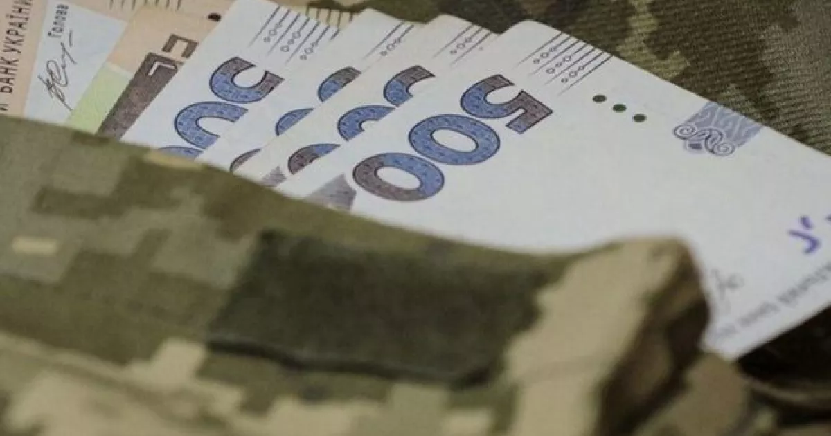 Кабмін заснував стипендії пам’яті полеглих захисників для курсантів військових вишів