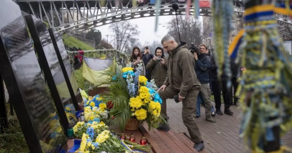 Кличко на Алеї Героїв Небесної Сотні: звернення до українців у День Гідності та Свободи