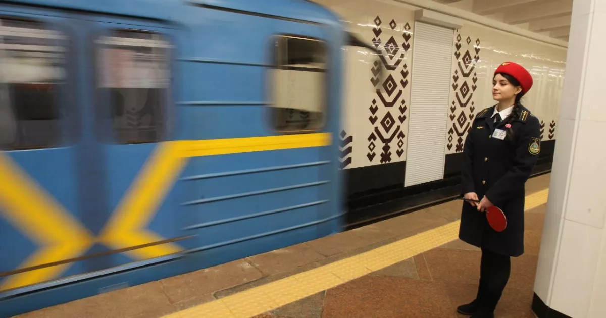 Метро набирає команду: що пропонують на дводенному ярмарку вакансій біля «Вокзальної»