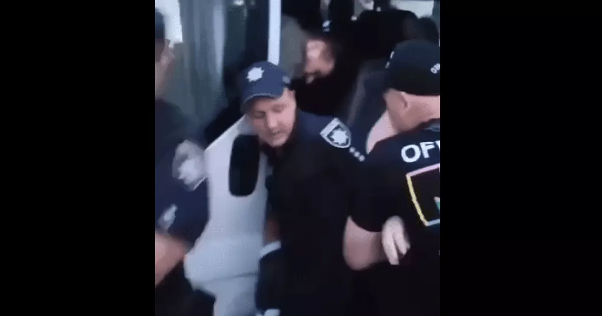 $10 тис. за фальшиву відстрочку: СБУ та поліція зірвали схему у столиці