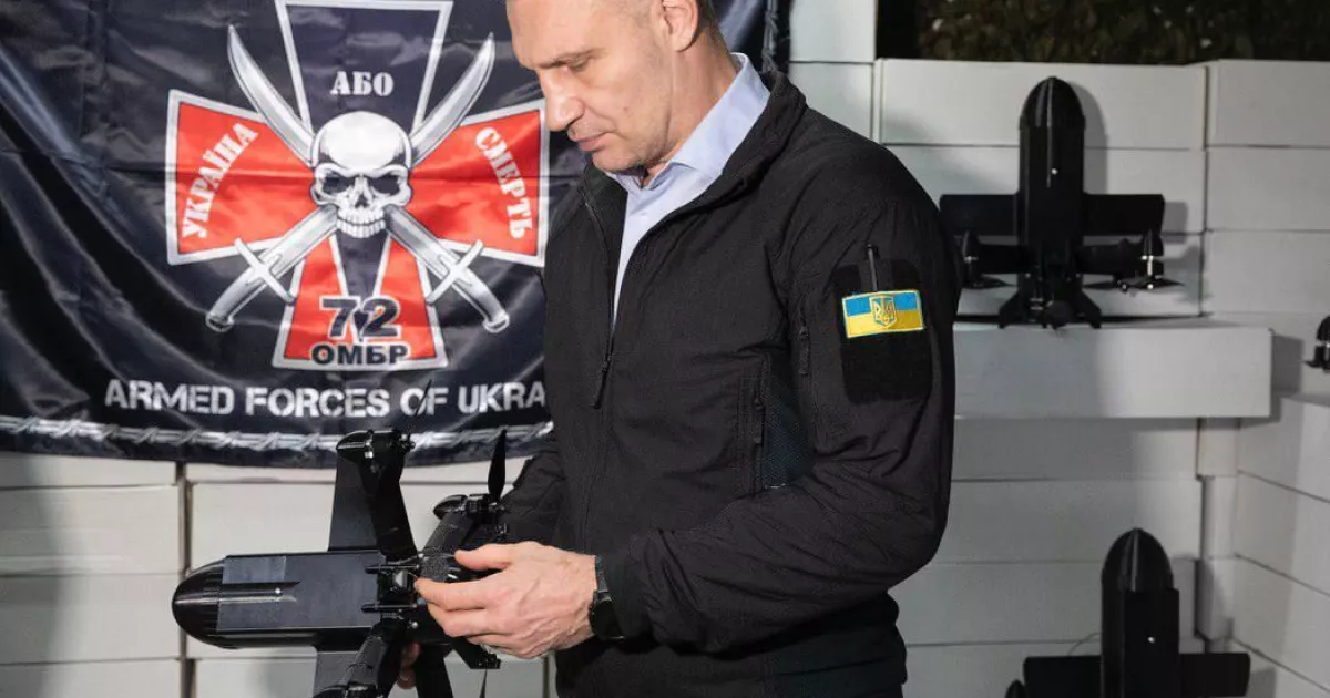 Київ передав 1 100 дронів славетній 72-й бригаді Чорних Запорожців