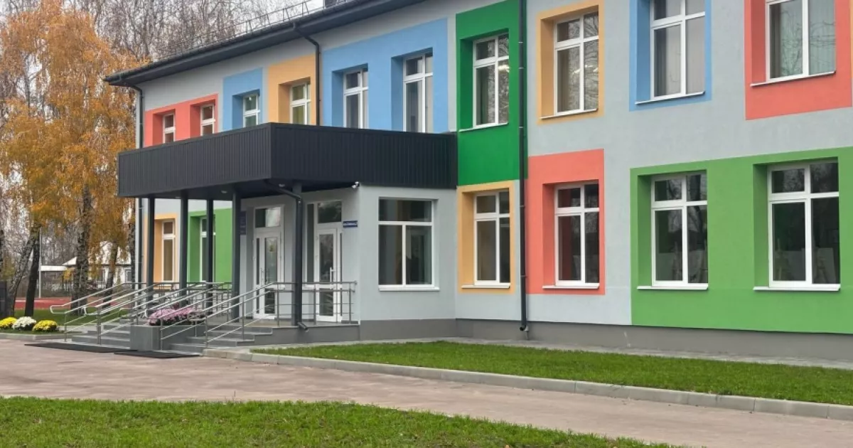 Від згорілої будівлі до цифрового центру: як на Київщині відродили Плосківський ліцей