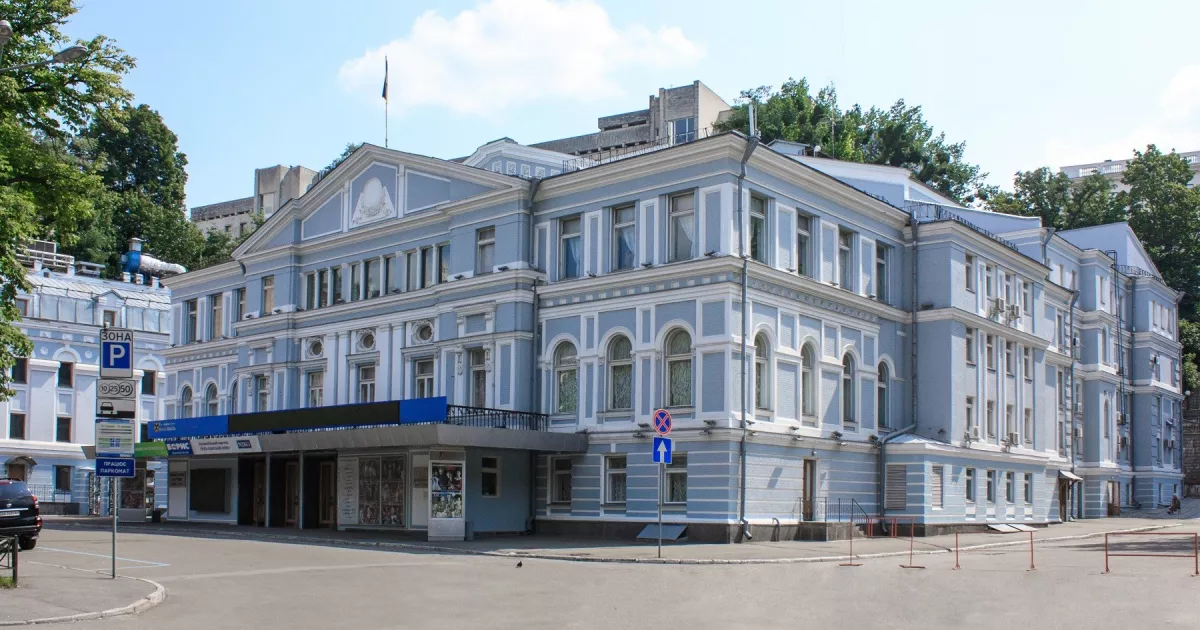 Місяць вистав і прем’єр: афіша київських театрів на грудень